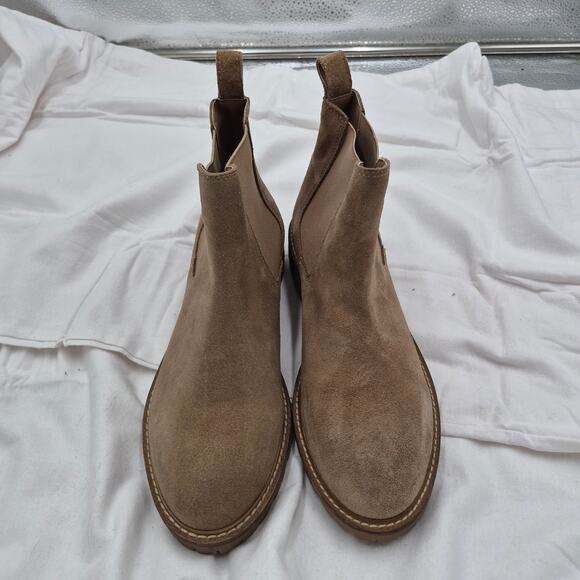 NEW Womens Steve Madden Leopold Leather Round Toe Chelsea Boots size 8.5 - Picture 1 of 5